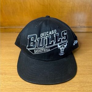 Chicago Bulls Snapback Hat – Black & White – New Era w/ Stickers – Good Cond